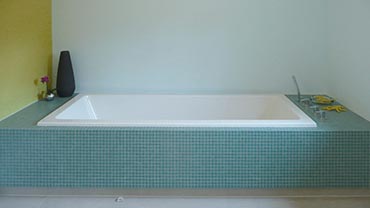 Innenraumgestaltung Badezimmer Badewanne Gefliest